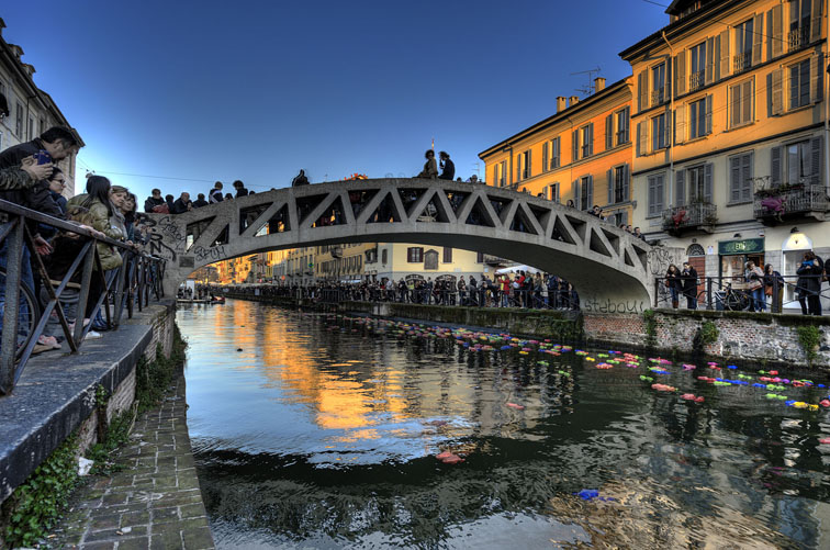 Cracking-Art-rane-nei-navigli-2